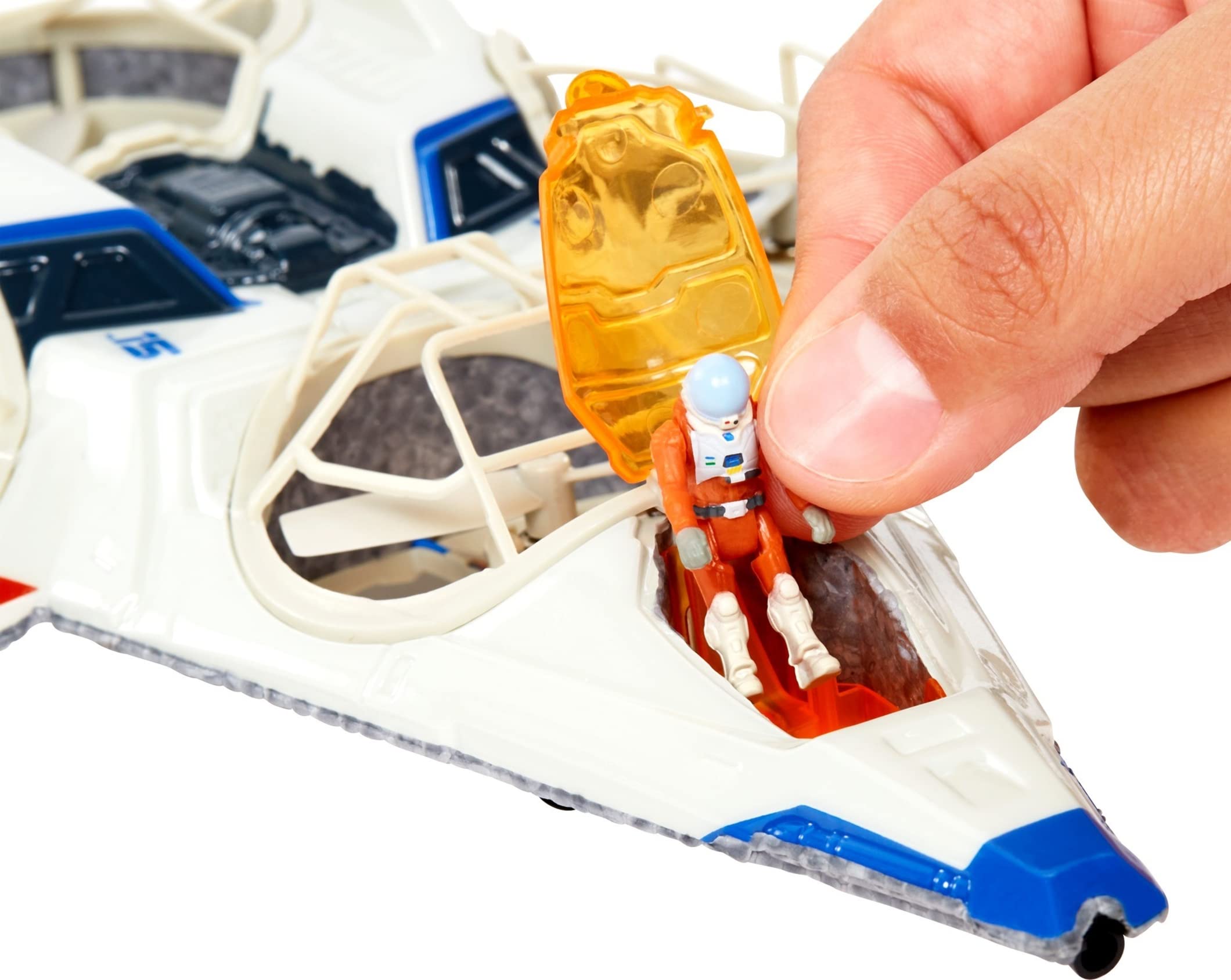 Hot Wheels RC Mattel Disney and Pixar Lightyear Spaceship with Buzz Lightyear Action Figure, Remote Control Drone - Image 4