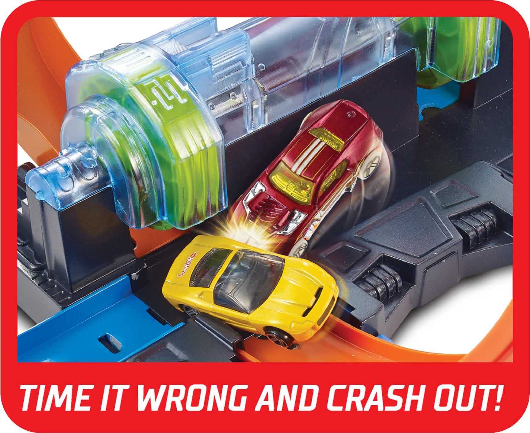 Hot Wheels Track Set and Toy Car, Large-Scale Motorized Track with 3 Corkscrew Loops, 3 Crash Zones and Toy Storage (Amazon Exclusive) - Image 5